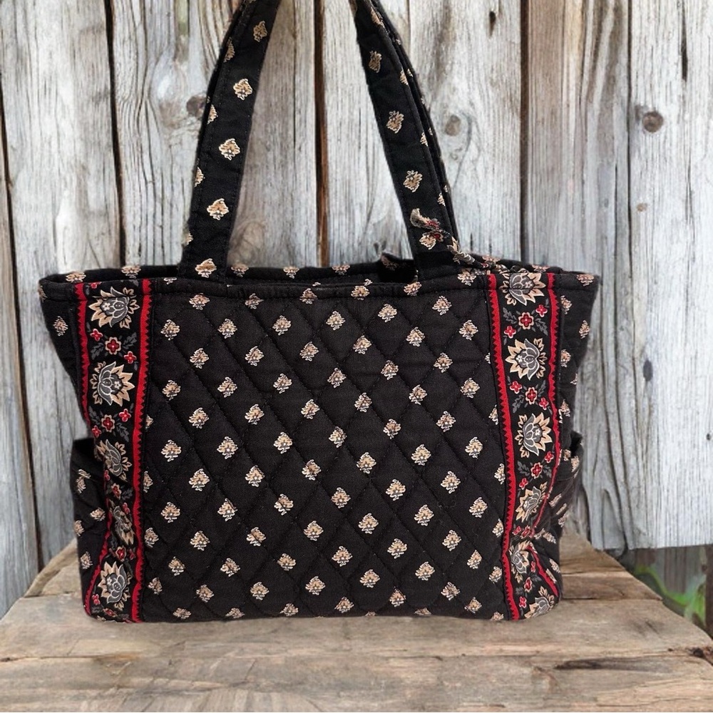 Vintage Vera Bradley Hampton Handbag Classic Black Side Pockets Small Purse GUC
